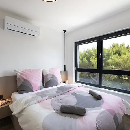 Villa Bright Bliss