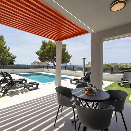 Bright Bliss Villa Seget Vranjica